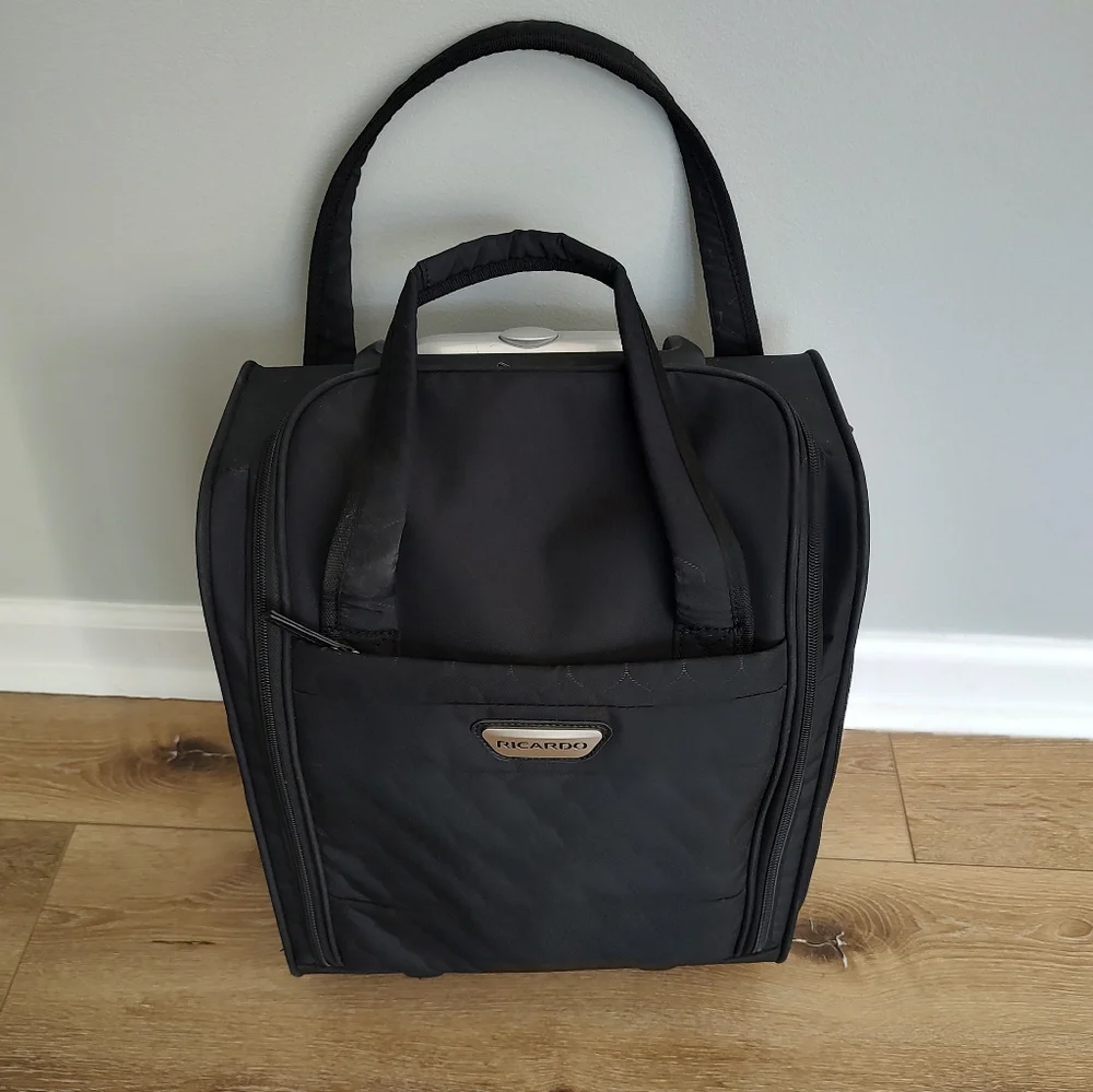 Ricardo Beverly Hills Black Carry-on Under Seat Roller Bag Black